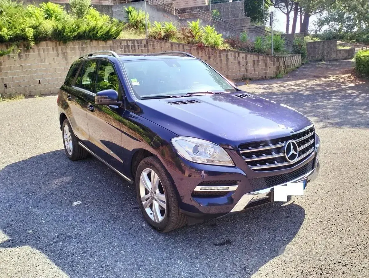 Usata Mercedes ML250 204 CV (150 kW) 2015 Blu/azzurro SUV