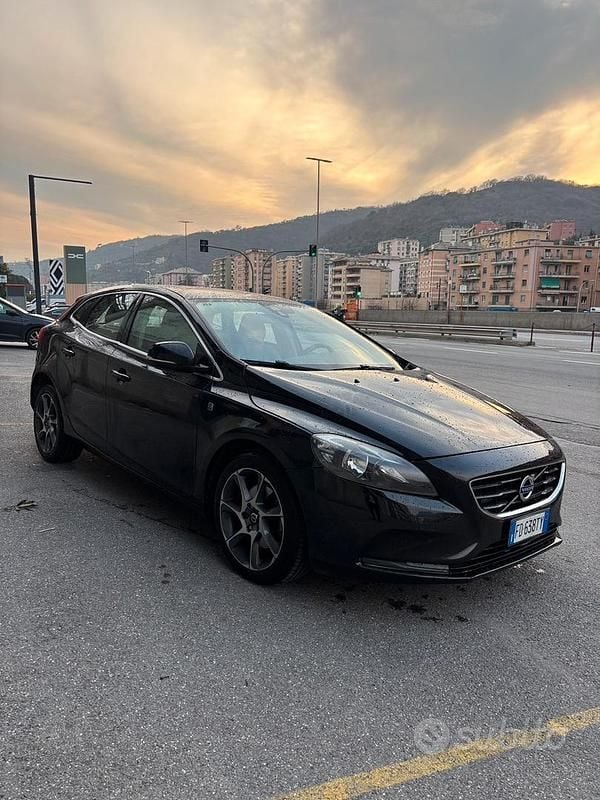 Usata Volvo V40 2016 Nero Berlina