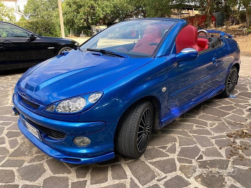 Usata Peugeot 206 CC 109 CV (80 kW) 2006 Blu Cabrio