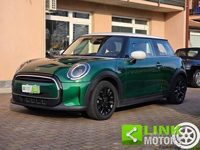 Usata Mini Cooper Essential 136 CV (100 kW) 2023 Verde Utilitaria