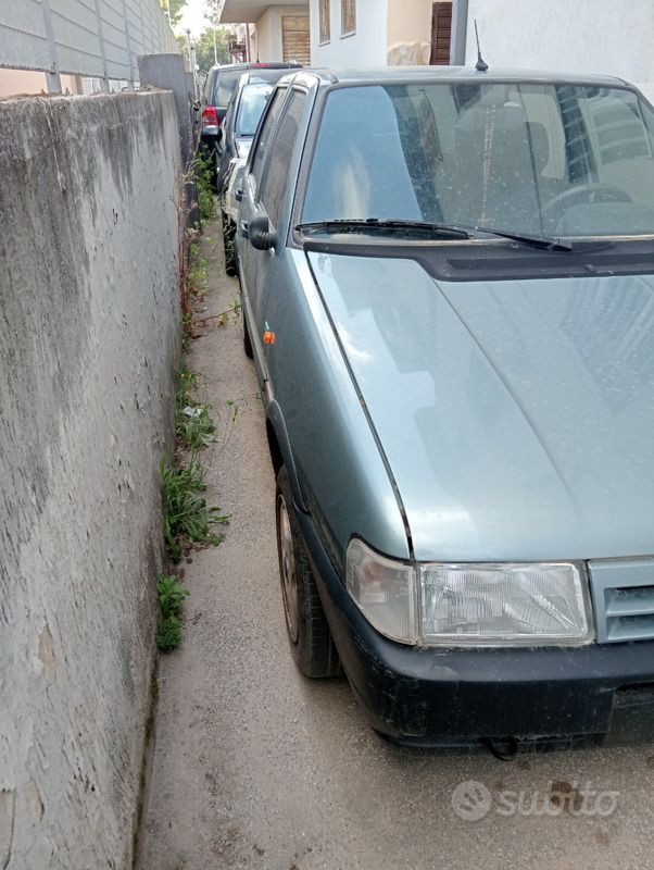 Usata Fiat Uno 50 CV (36 kW) 1990 Grigio Utilitaria