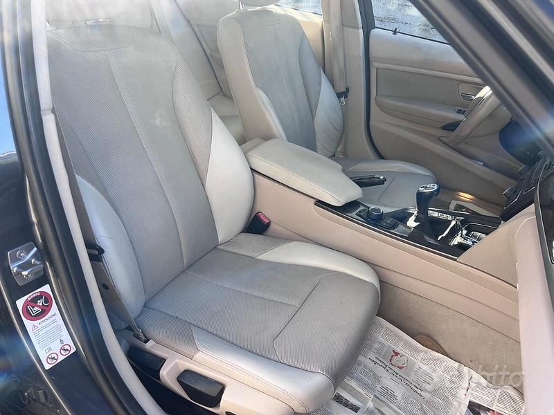 Usata BMW 320 Luxury Line 143 CV (105 kW) 2013 Grigio Station wagon