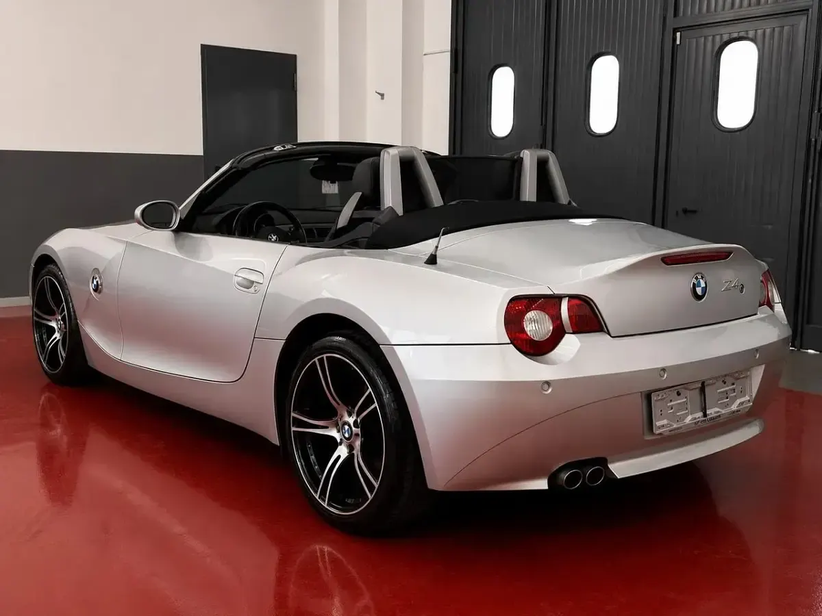 Usata BMW Z4 170 CV (125 kW) 2005 Argento Cabrio