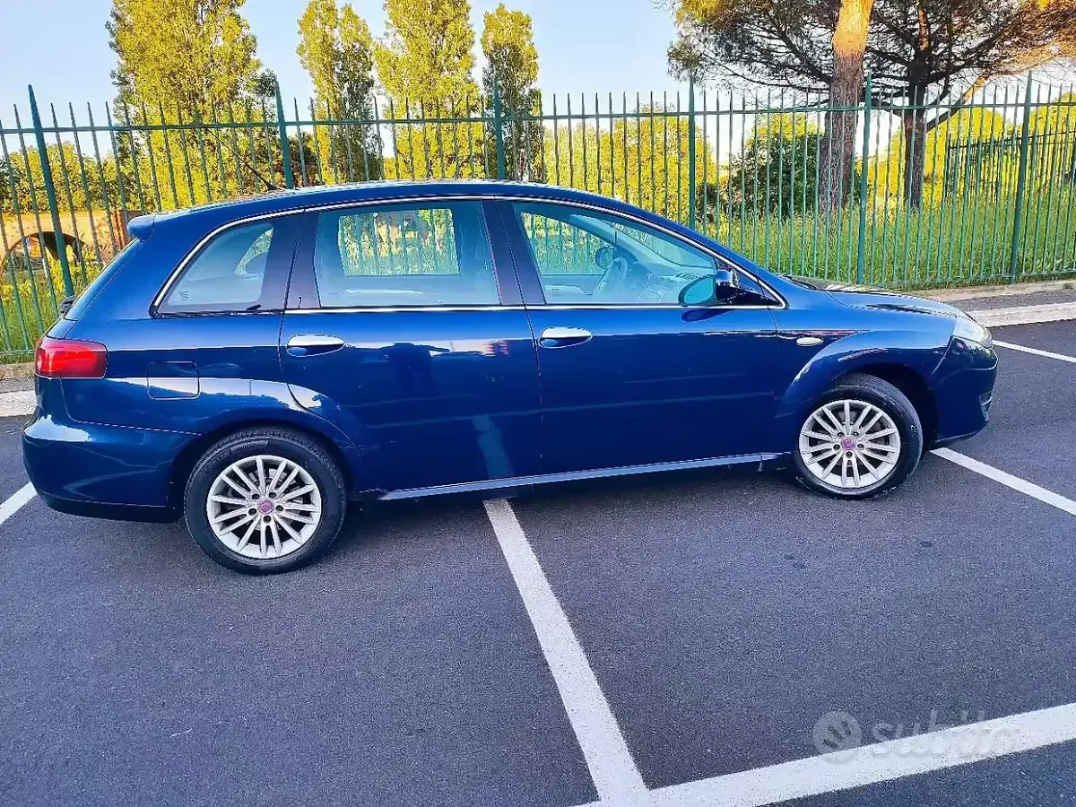 Usata Fiat Croma 120 CV (88 kW) 2007 Blu Station wagon