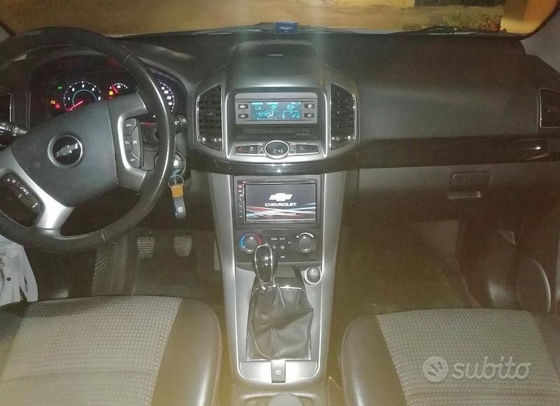 Usata Chevrolet Captiva 163 CV (119 kW) 2013 Bianco SUV