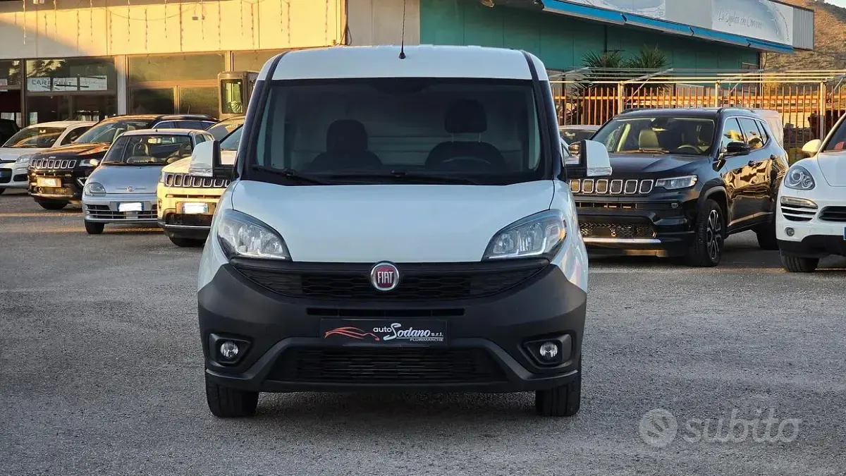 Usata Fiat Doblò 95 CV (69 kW) 2019 Bianco Monovolume