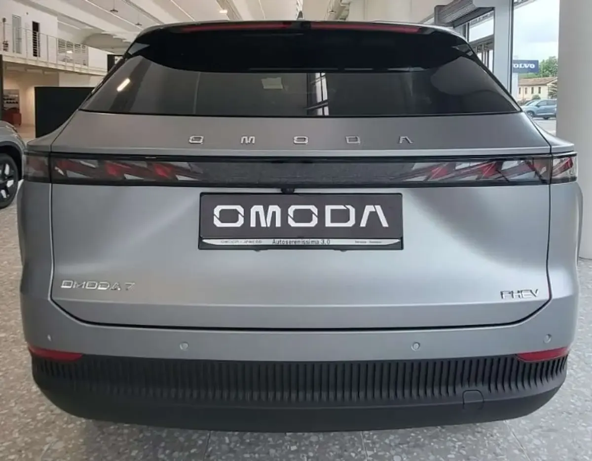 Nuova Omoda 7 143 CV (105 kW) 2026 Grigio SUV