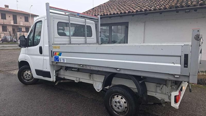 Usata Peugeot Boxer 165 CV (121 kW) 2020 Bianco / pastello Furgone