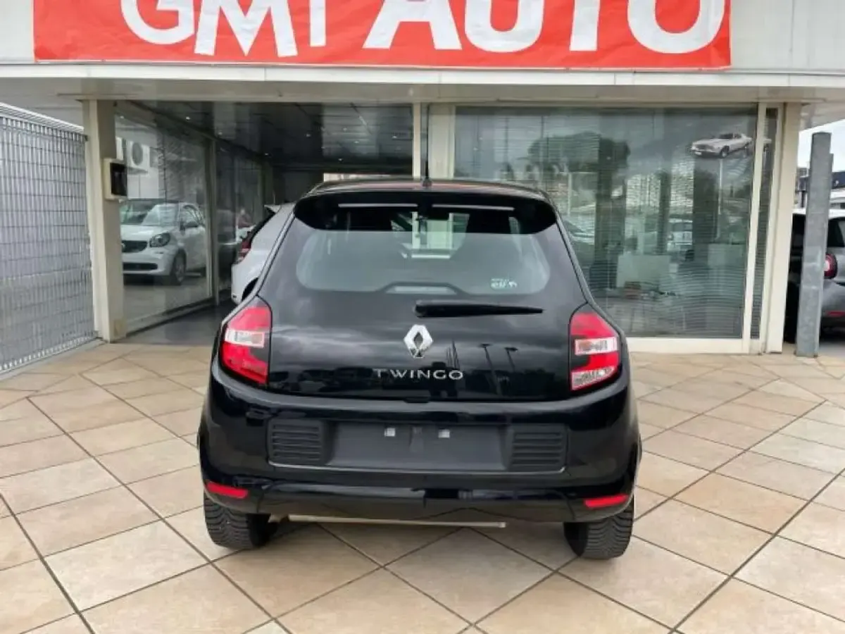 Usata Renault Twingo LIMITED 69 CV (50 kW) 2017 Nero Utilitaria
