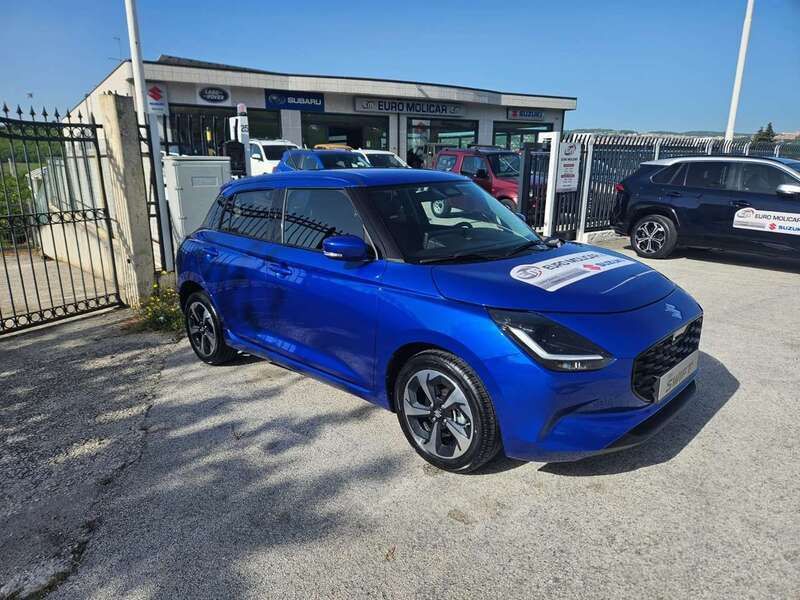 Verde Usata 2024 Suzuki Swift Due volumi | 18.950 € (Cara) - Immagine 1/2