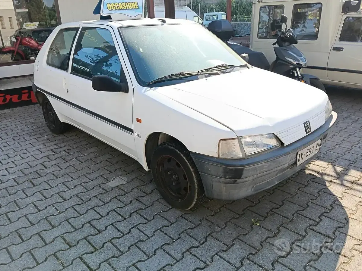 Usata Peugeot 106 69 CV (50 kW) 1995 Bianco Utilitaria