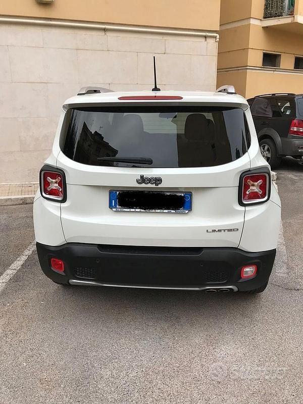 Usata Jeep Renegade 120 CV (88 kW) 2016 Bianco SUV
