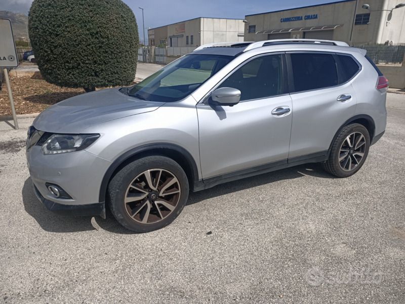 Usata Nissan X-Trail 131 CV (96 kW) 2015 Grigio SUV