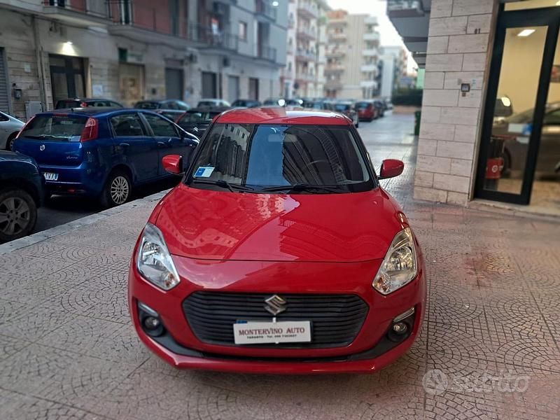 Usata Suzuki Swift Cool 90 CV (66 kW) 2018 Rosso Utilitaria