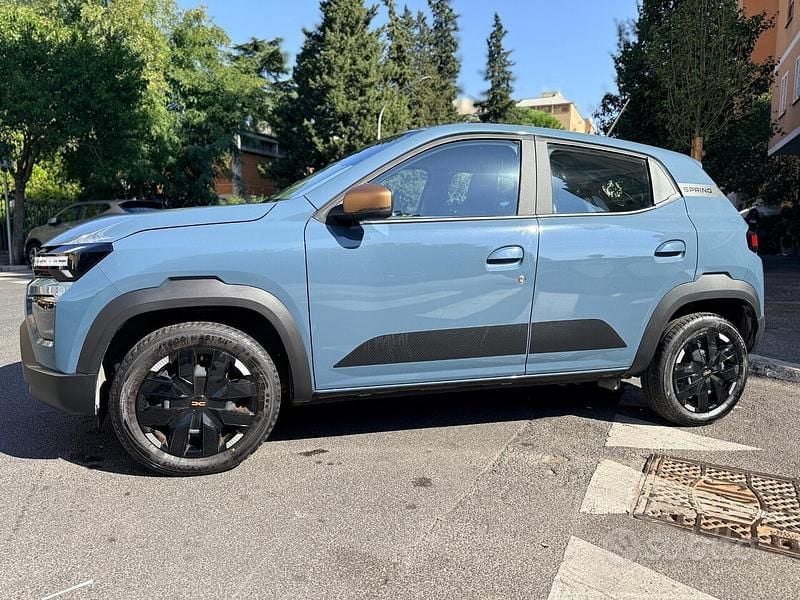 Usata Dacia Spring Extreme 47 kW (65 CV) 2025 Grigio Utilitaria