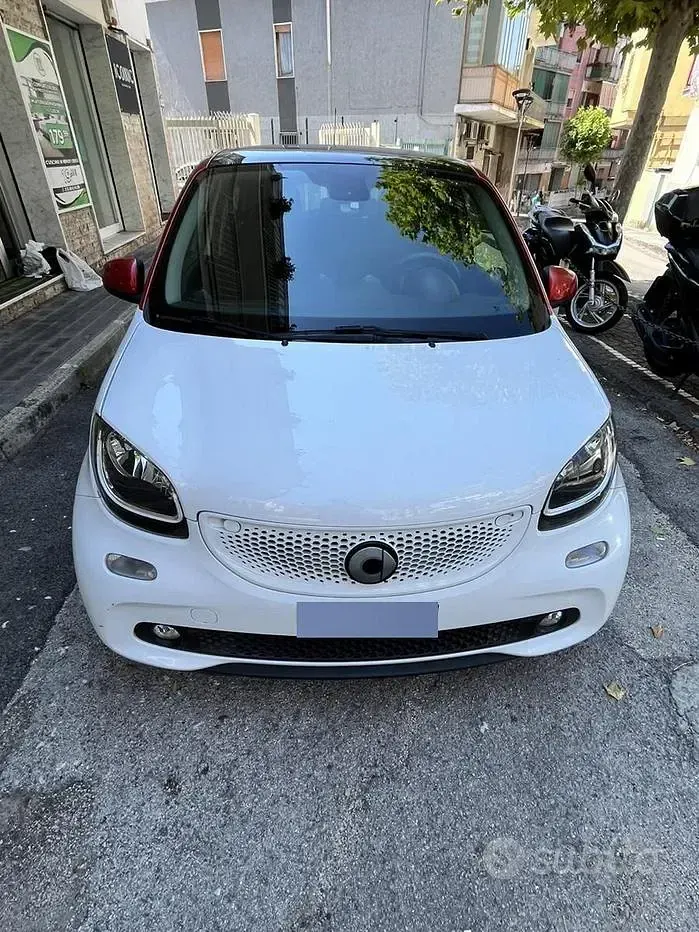 Usata Smart ForFour 90 CV (66 kW) 2016 Utilitaria