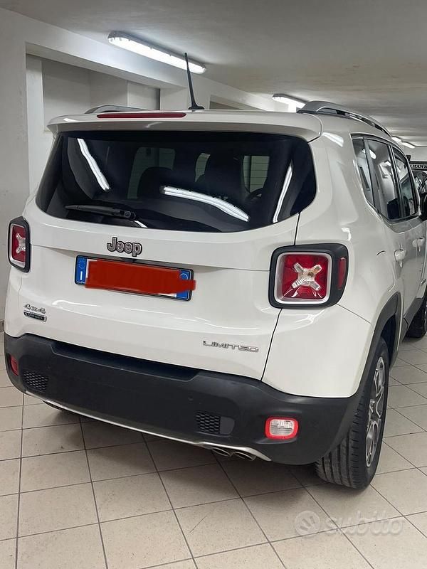 Usata Jeep Renegade 140 CV (102 kW) 2015 Bianco SUV
