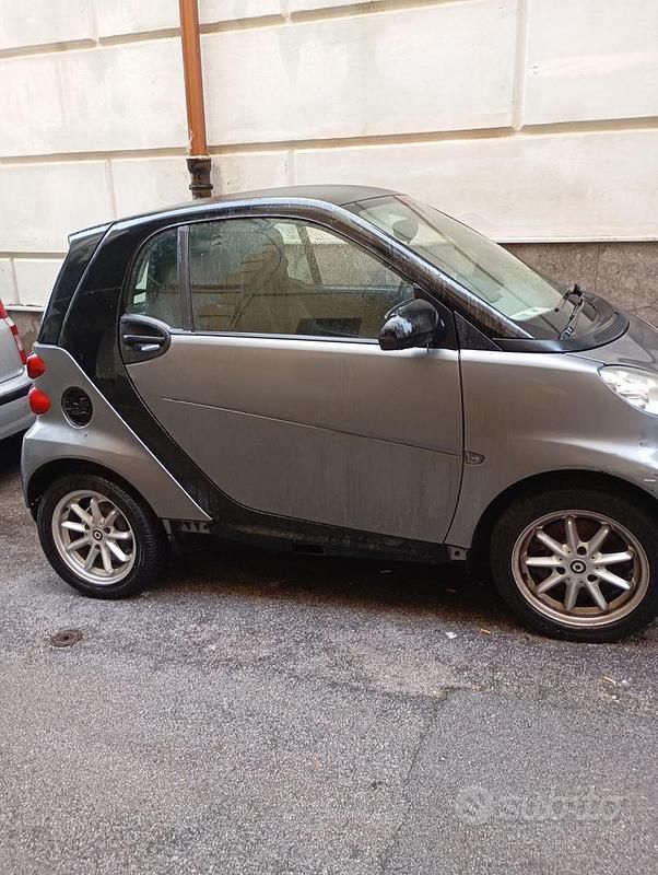 Grigio Usata 2010 Smart ForTwo Coupé Coupé | 3500 € - Immagine 1/4
