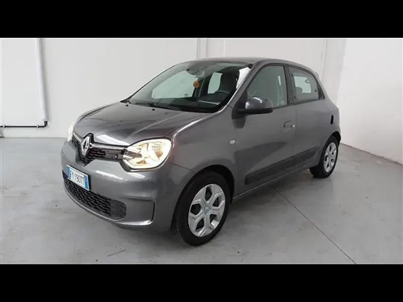 Usado Renault Twingo Zen 60 kW (82 HP) 2021 Cinzento Citadino