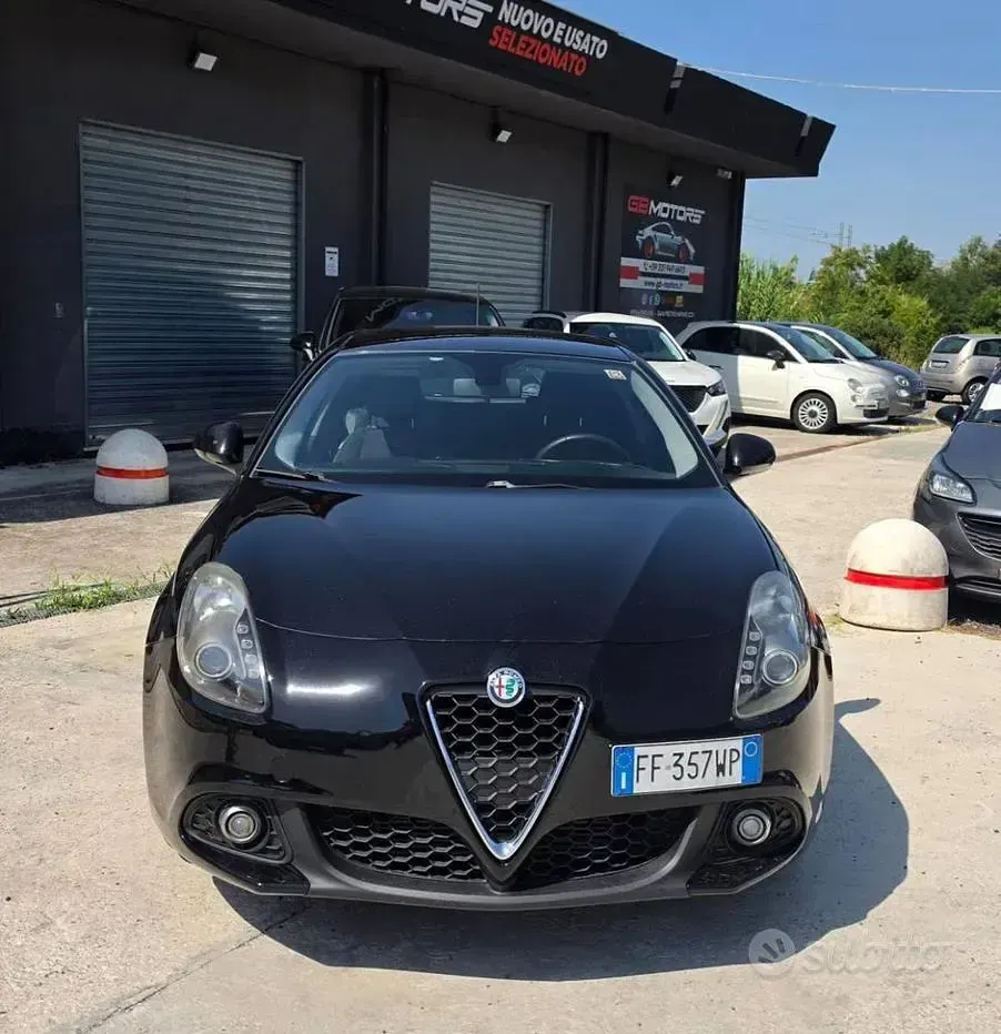 Usata Alfa Romeo Giulietta Super 120 CV (88 kW) 2016 Utilitaria