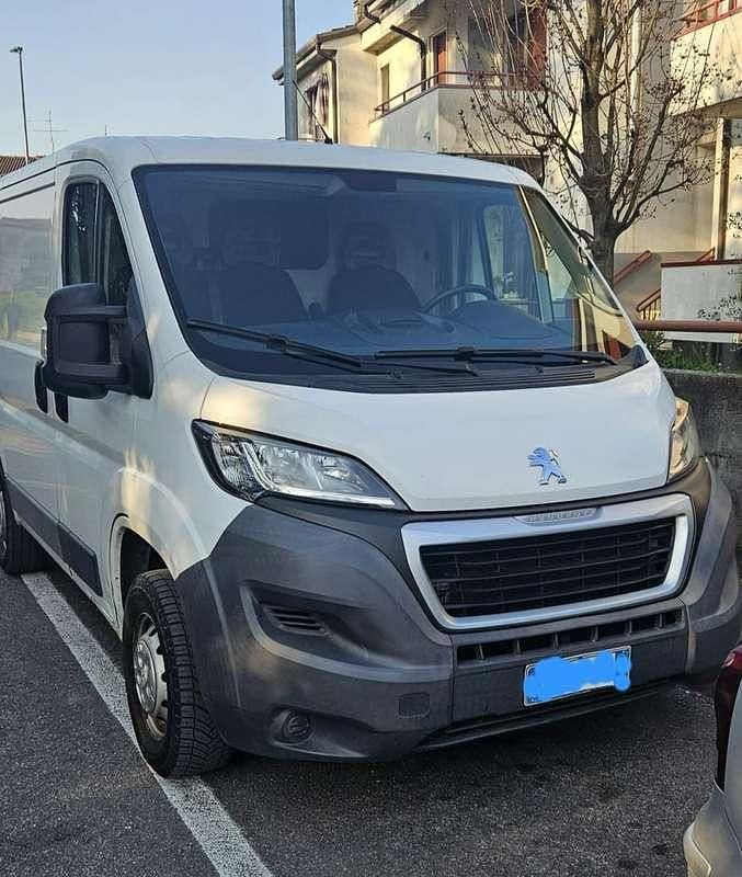 Usata Peugeot Boxer 131 CV (96 kW) 2015 Bianco Furgone