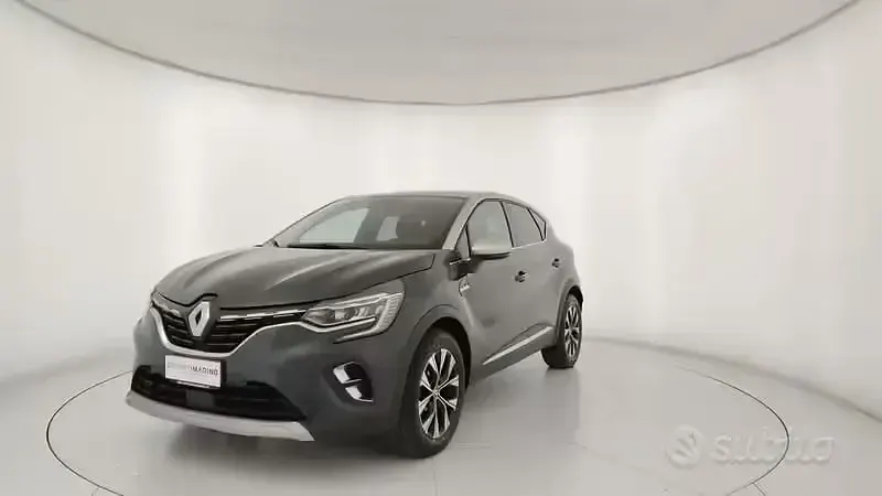 Gebraucht Renault Captur Techno 101 PS (74 kW) 2023 SUV
