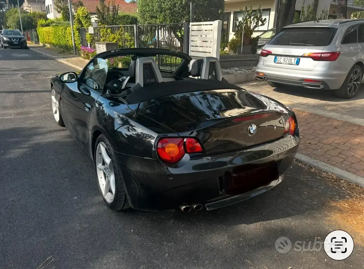 Usata BMW Z4 170 CV (125 kW) 2004 Nero Cabrio