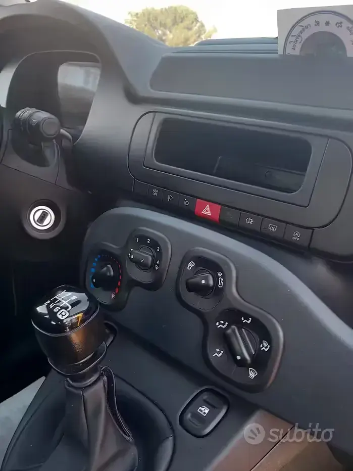 Usata Fiat Panda 65 CV (47 kW) 2024 Giallo Utilitaria