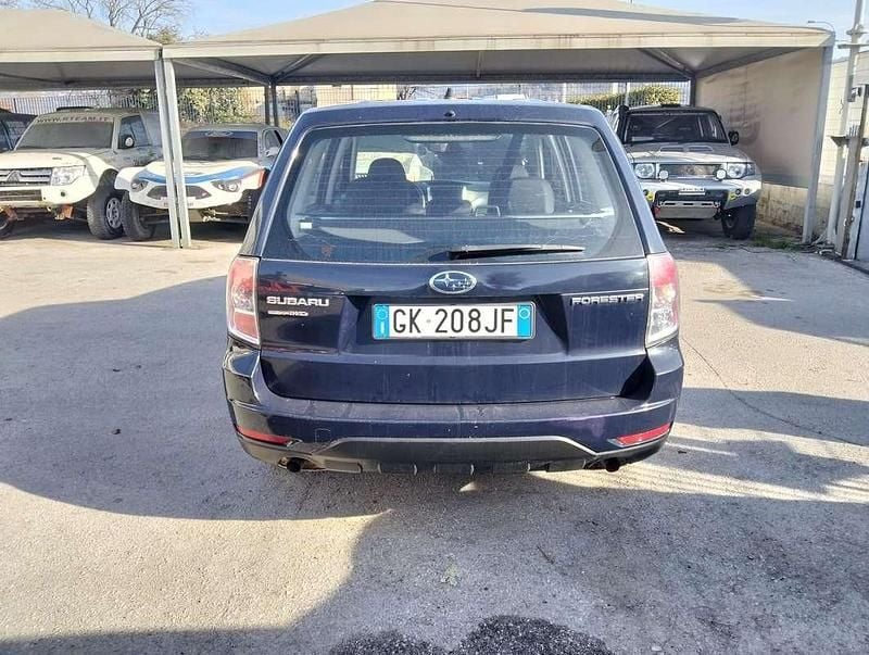 Usata Subaru Forester Exclusive+ 150 CV (110 kW) 2012 Blu/azzurro SUV