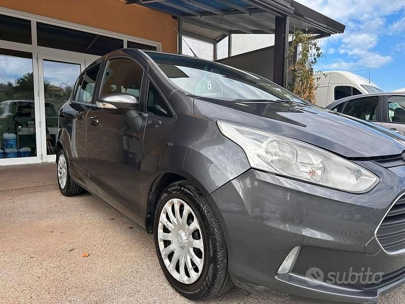 Usata Ford B-MAX Titanium X 95 CV (69 kW) 2016 Marrone Monovolume