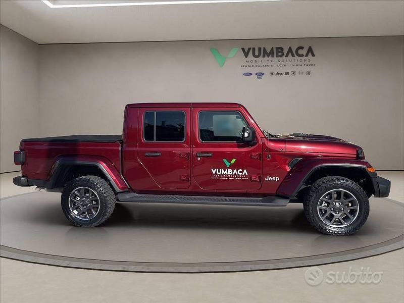 Usata Jeep Gladiator Overland 264 CV (194 kW) 2021 Rosso Pick-up