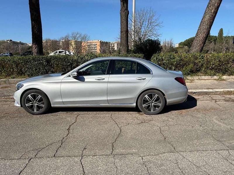 Usata Mercedes C200 160 CV (117 kW) 2021 Argento Berlina