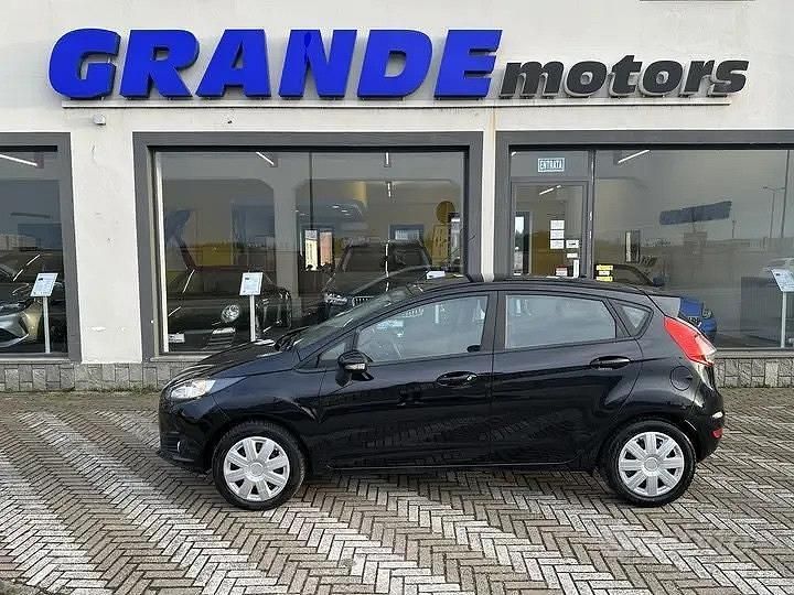 Usata Ford Fiesta Business Edition 80 CV (58 kW) 2015 Nero Berlina