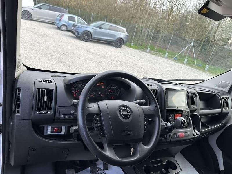 Usata Opel Movano 140 CV (102 kW) 2024 Bianco Furgone