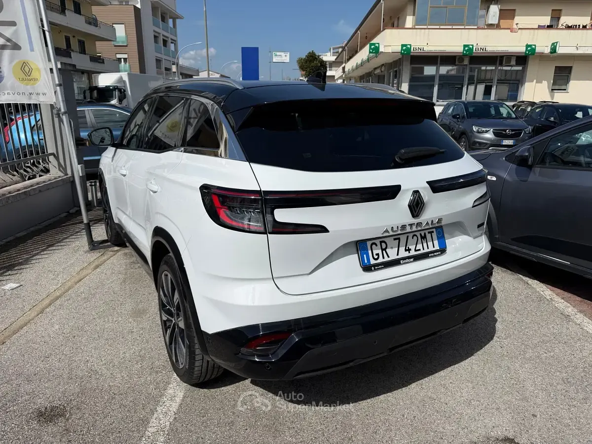 Usata Renault Austral 200 CV (147 kW) 2023 SUV