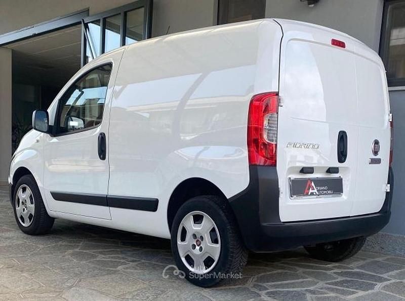 Usata Fiat Fiorino 80 CV (58 kW) 2022 Argento Monovolume