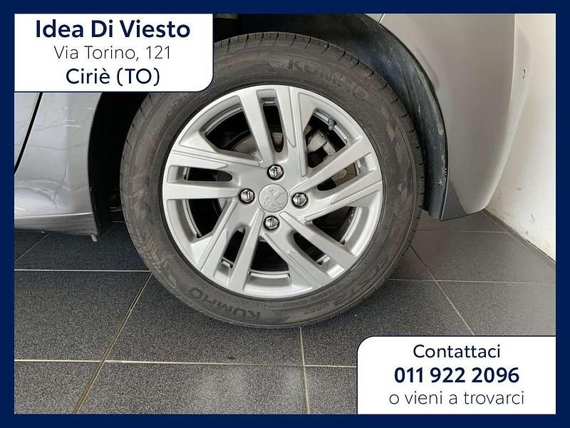 Usata Peugeot 208 Allure 101 CV (74 kW) 2021 Grigio Utilitaria