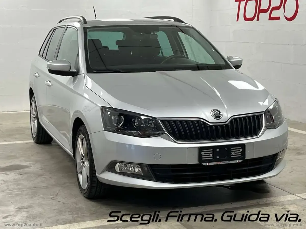 Usata Skoda Fabia Design Edition 90 CV (66 kW) 2016 Grigio Station wagon