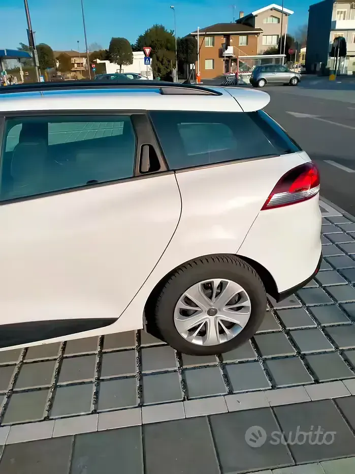 Usata Renault Clio GrandTour 2015 Bianco Station wagon