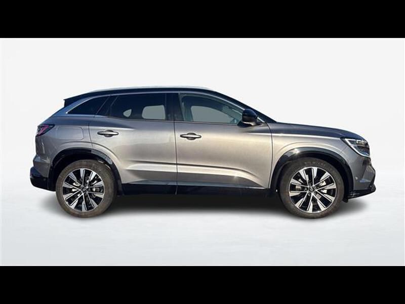 Usata Renault Austral Techno 200 CV (147 kW) 2023 Grigio SUV