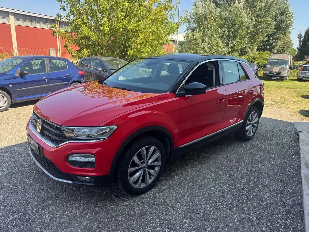 Usata VW T-Roc Advance 150 CV (110 kW) 2019 Rosso SUV