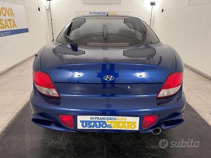 Occasion Hyundai Coupé 116 PK (85 kW) 2000 Blauw Coupé