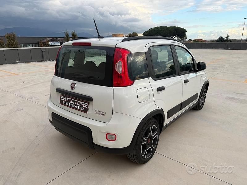 Usata Fiat Panda City Life 71 CV (52 kW) 2022 Bianco Utilitaria