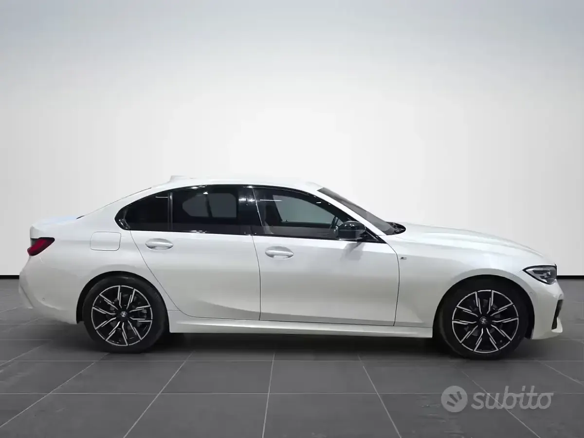 Usata BMW 320 M Sport 184 CV (135 kW) 2022 Bianco Berlina
