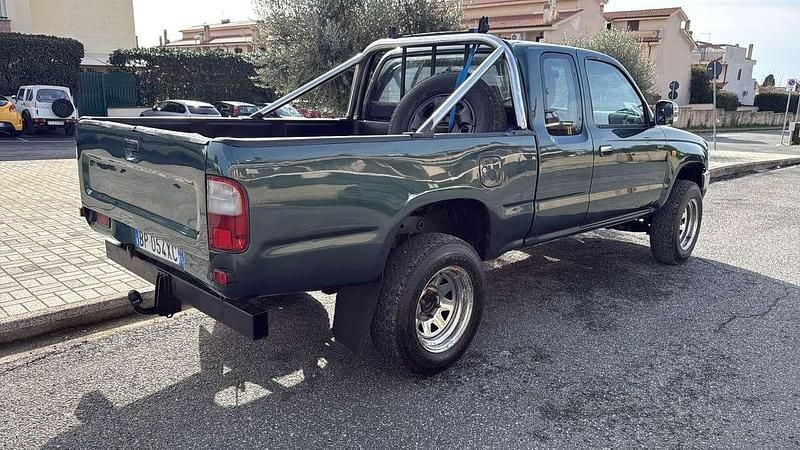 Usata Toyota HiLux 90 CV (66 kW) 1998 Verde Pick-up