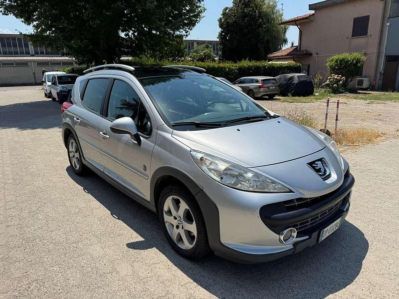 Argento Usata 2008 Peugeot 207 Outdoor Outdoor Station wagon | 1700 € - Immagine 1/4