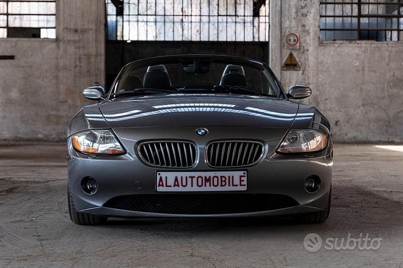 Usata BMW Z4 Efficient Dynamics 231 CV (169 kW) 2003 Grigio Cabrio