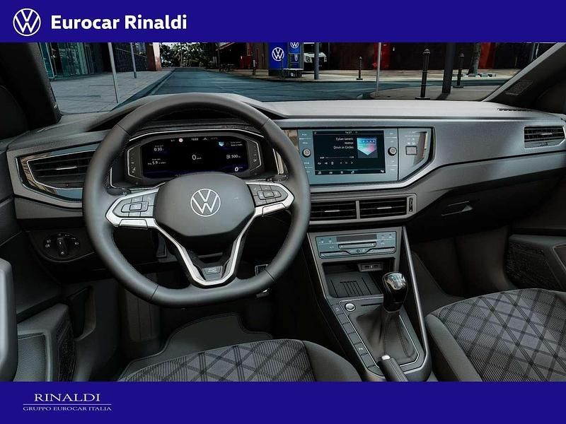 Nuova VW Taigo R-line Plus 116 CV (85 kW) 2026 Reflex silver metallizzato ner SUV