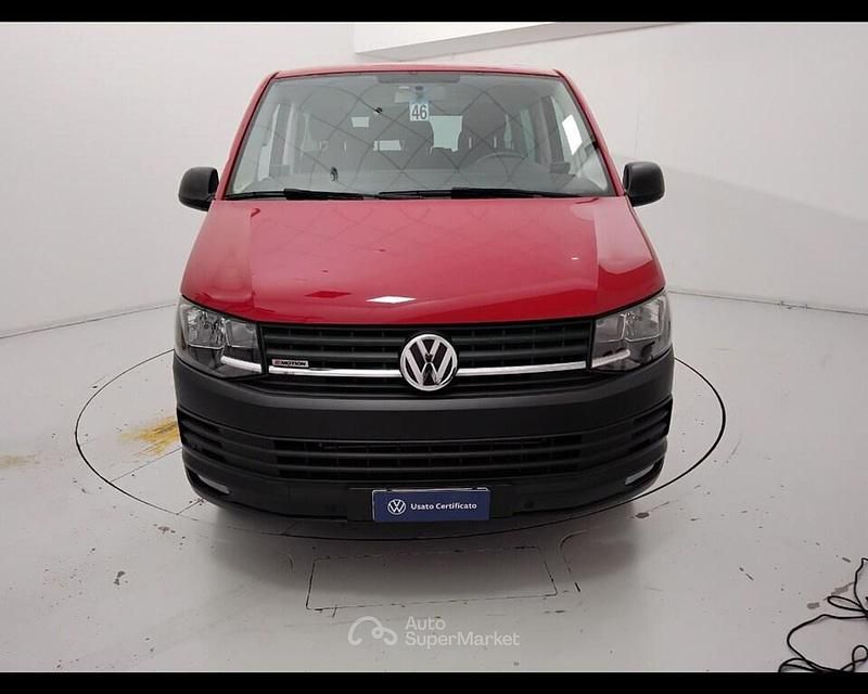 Usata VW Caravelle Comfortline 150 CV (110 kW) 2016 Rosso Monovolume