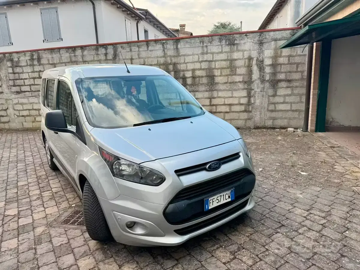 Usata Ford Transit Connect 120 CV (88 kW) 2016 Grigio Monovolume